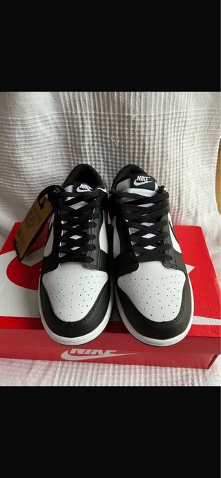 Sapatilhas Nike Dunk Low Preto e Branco