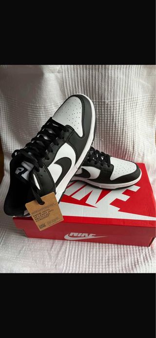 Sapatilhas Nike Dunk Low Preto e Branco