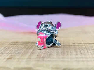 Charm | Stitch con Tarta Disney