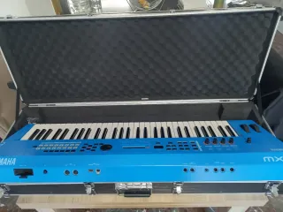 Teclado Sintetizador Yamaha MX61 Azul