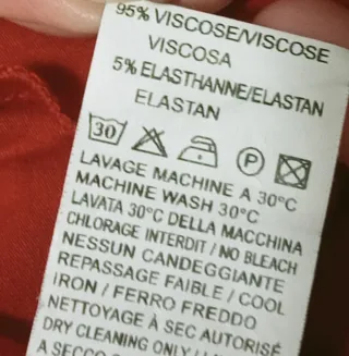 Camicia elasticizzata Sinéquanone rossa