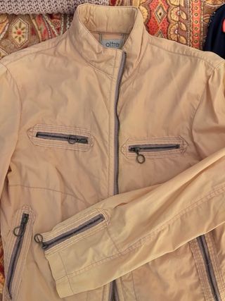 Giacca a vento donna beige