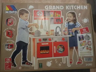 Cocinita infantil de madera Molto