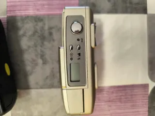 2 Cámaras Analógicas: Kinon y Nikon