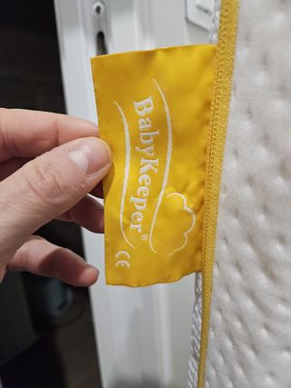 Colchón Cuna TERNUM como Nuevo y cojín cuña de 15º