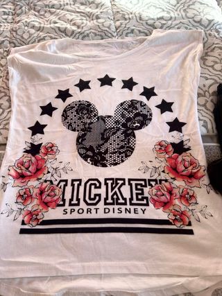 Conjunto Camiseta Mickey Mouse Talla 12 y mallas