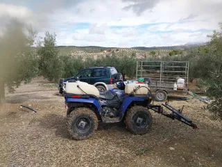 Cuba y barra herbicida para quad