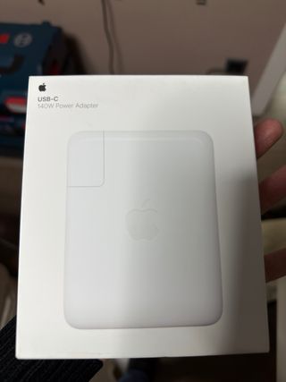 Cargador Apple 140W USB-C