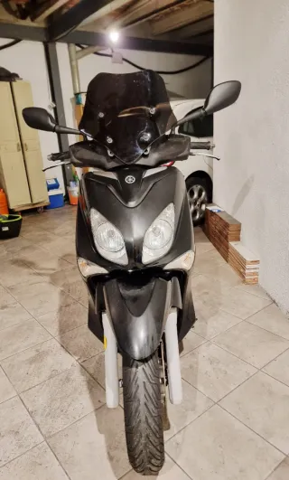 Yamaha X-City 250 Negra/Plata