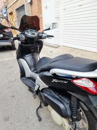 Yamaha X-City 250 Negra/Plata