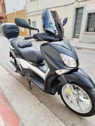 Yamaha X-City 250 Negra/Plata