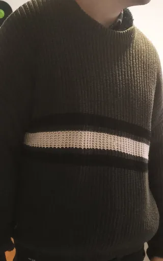 Maglione marrone a righe taglia L