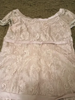 Abito cipria in pizzo