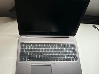 HP ZBook Portátil Gris y Plateado