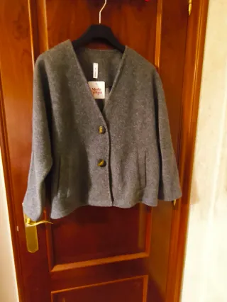 Chaqueta de paño gris