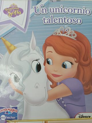 Lector y 8 libros princesas disney