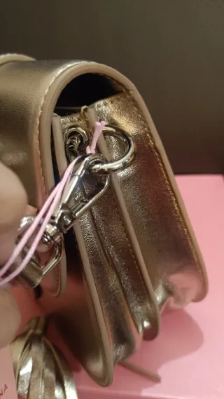 Bolso Alma en Pena Dorado con Pedrería