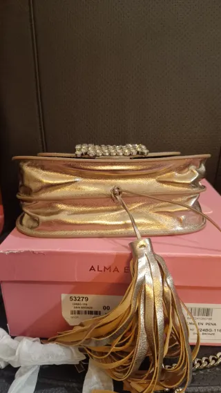 Bolso Alma en Pena Dorado con Pedrería