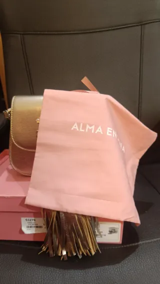 Bolso Alma en Pena Dorado con Pedrería