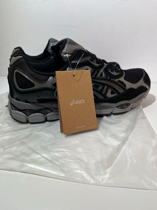 Zapatillas Hombre Negras y Grises