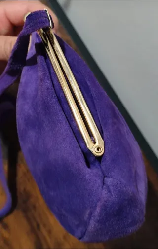 Borsetta anni '70 scamosciata viola