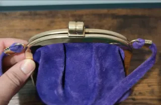 Borsetta anni '70 scamosciata viola