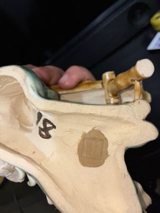 Figura de porcelana estilo Shiwan