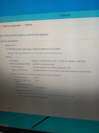 Torre Ordenador Negra y Plateada