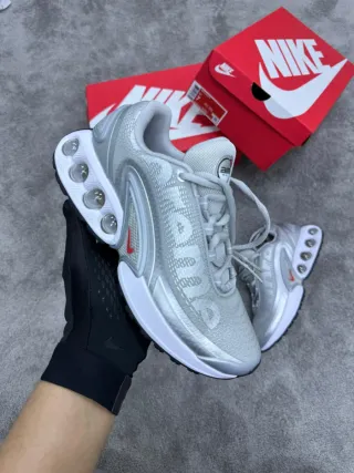 Zapatillas NIKE AIR MAX DN y SUPREME Talla 43