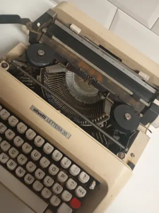 Olivetti Lettera 35 Máquina de Escribir