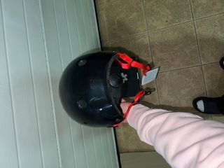 Casco de skate negro Tijuana