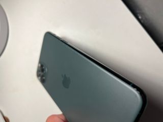 iPhone 11 Pro Max Verde/Grigio Siderale