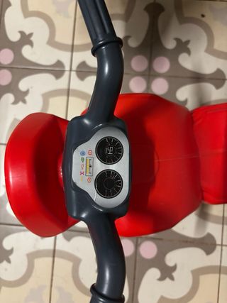 Moto infantil roja y negra