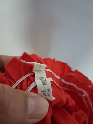 Vestido rojo bordado