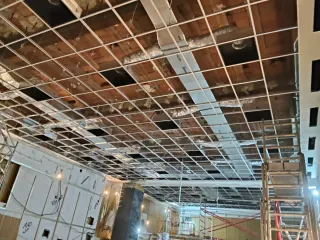 Montaje de conductos de fibra de vidrio