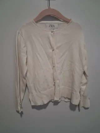 Chaqueta Zara perlas