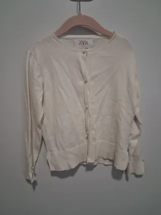 Chaqueta Zara perlas