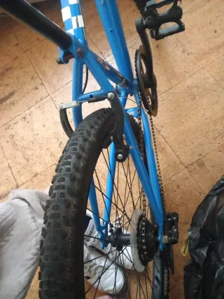 Bicicleta azul 24 velocidades;marca wader