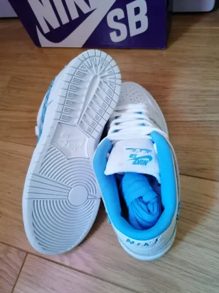 Nike SB Dunk Low Blue Plaid