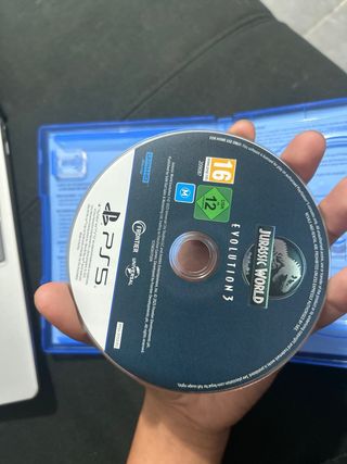 Jurassic World Evolution 3 PS5 - Como Nuevo