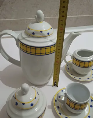 Juego de café de cerámica con diseño