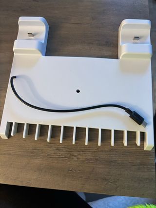 Soporte Carga PS5 + Juego