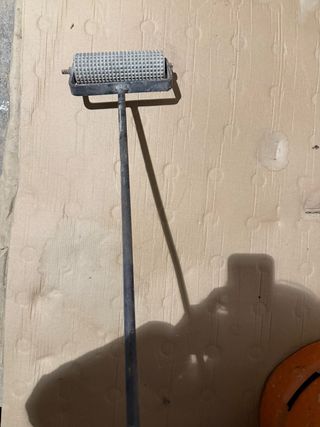 Rodillo metal bujarda para marcar aceras