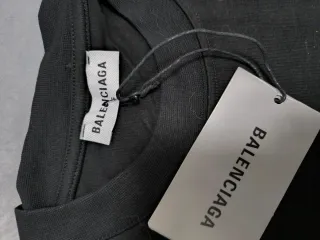 Camiseta Balenciaga Negra Talla S