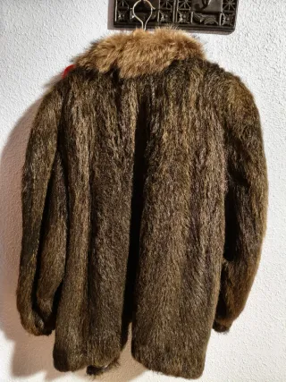 Chaquetón de piel marrón