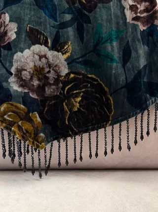 Vestido Zara Terciopelo con Flecos