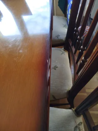 Conjunto mesa y sillas madera comedor