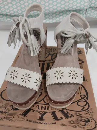 Sandalias Refresh Beige/Blanco