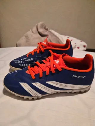Botas Fútbol Adidas Predator Azul Naranja