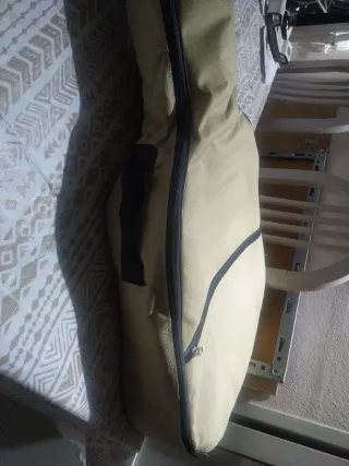 Funda acolchada para guitarra acústica